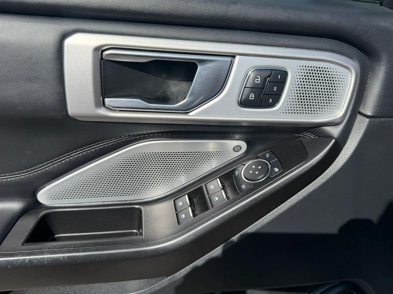 Ford Explorer Platinum 4WD 2020