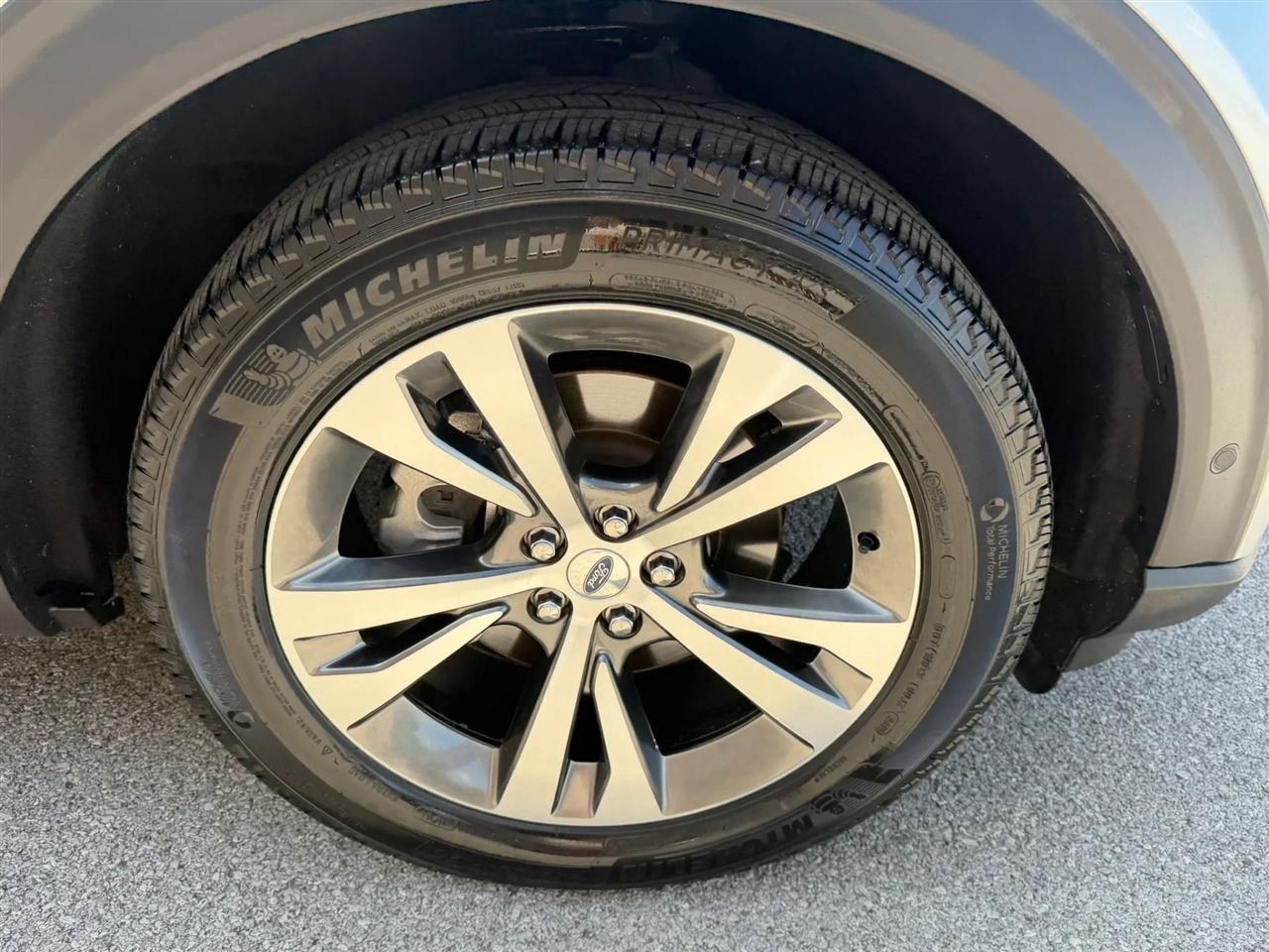 Ford Explorer Platinum 4WD 2020