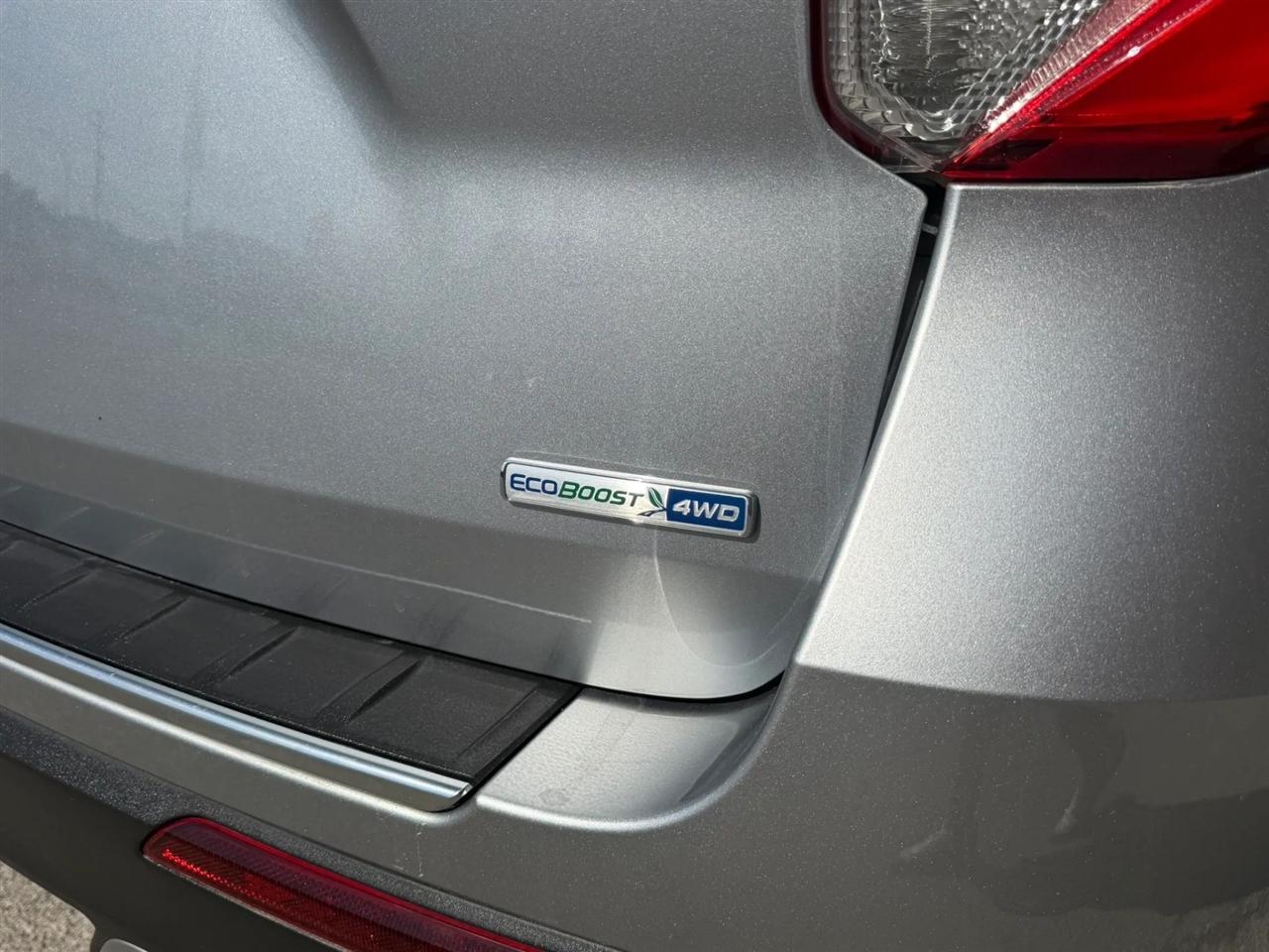 Ford Explorer Platinum 4WD 2020