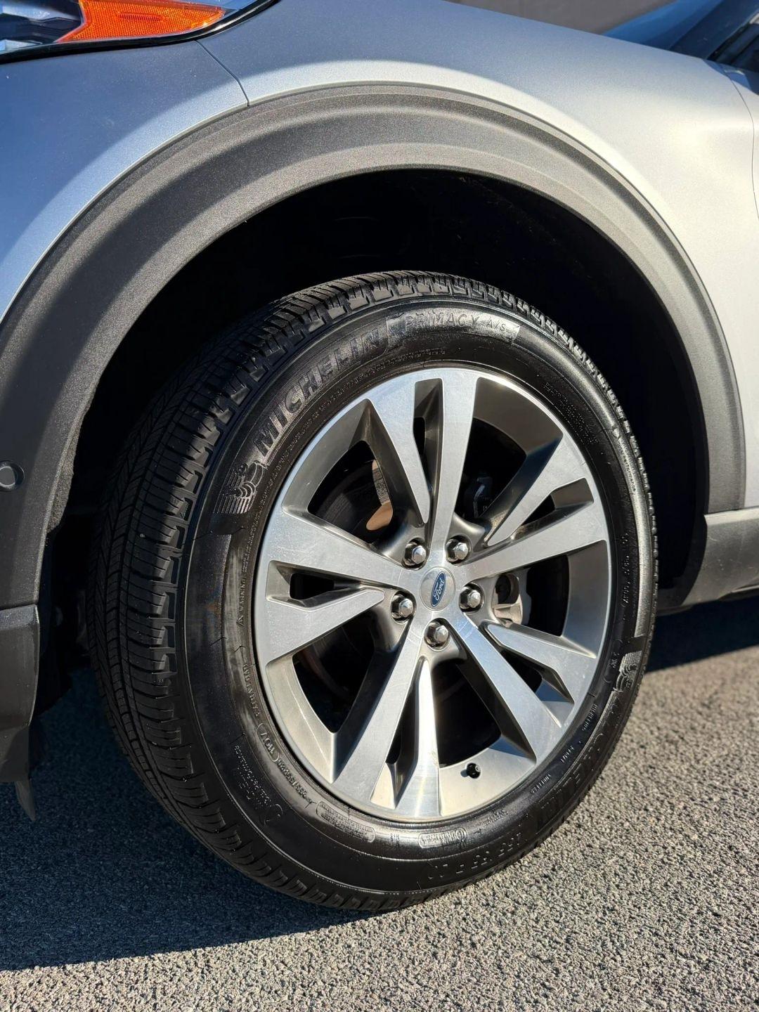 Ford Explorer Platinum 4WD 2020