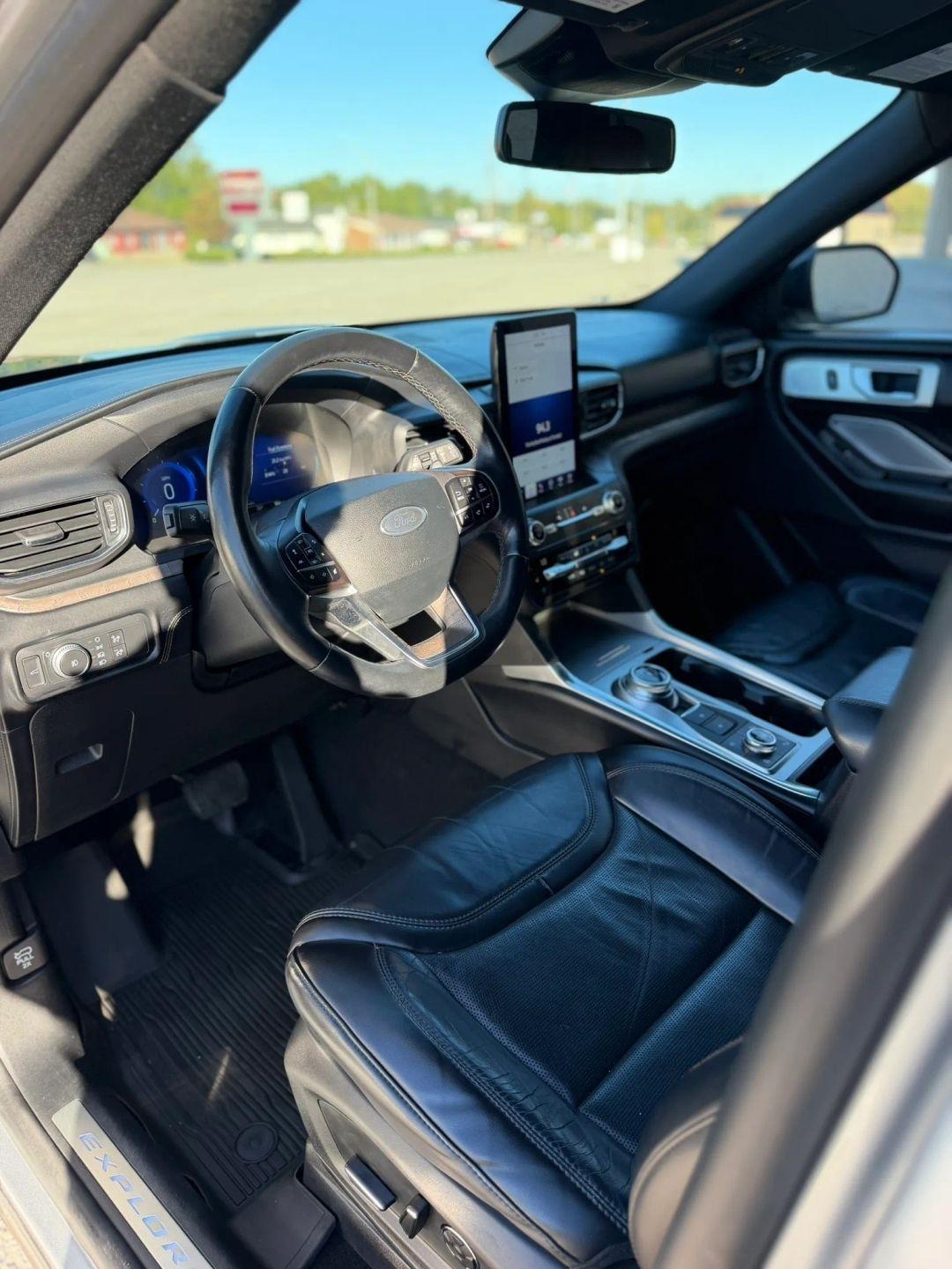 Ford Explorer Platinum 4WD 2020