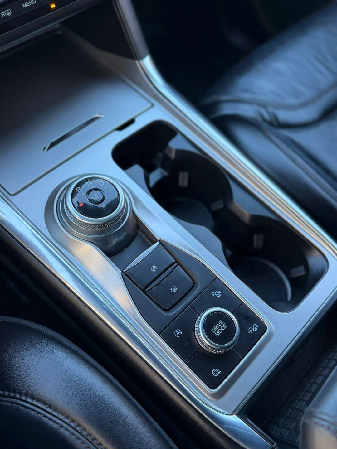 Ford Explorer Platinum 4WD 2020