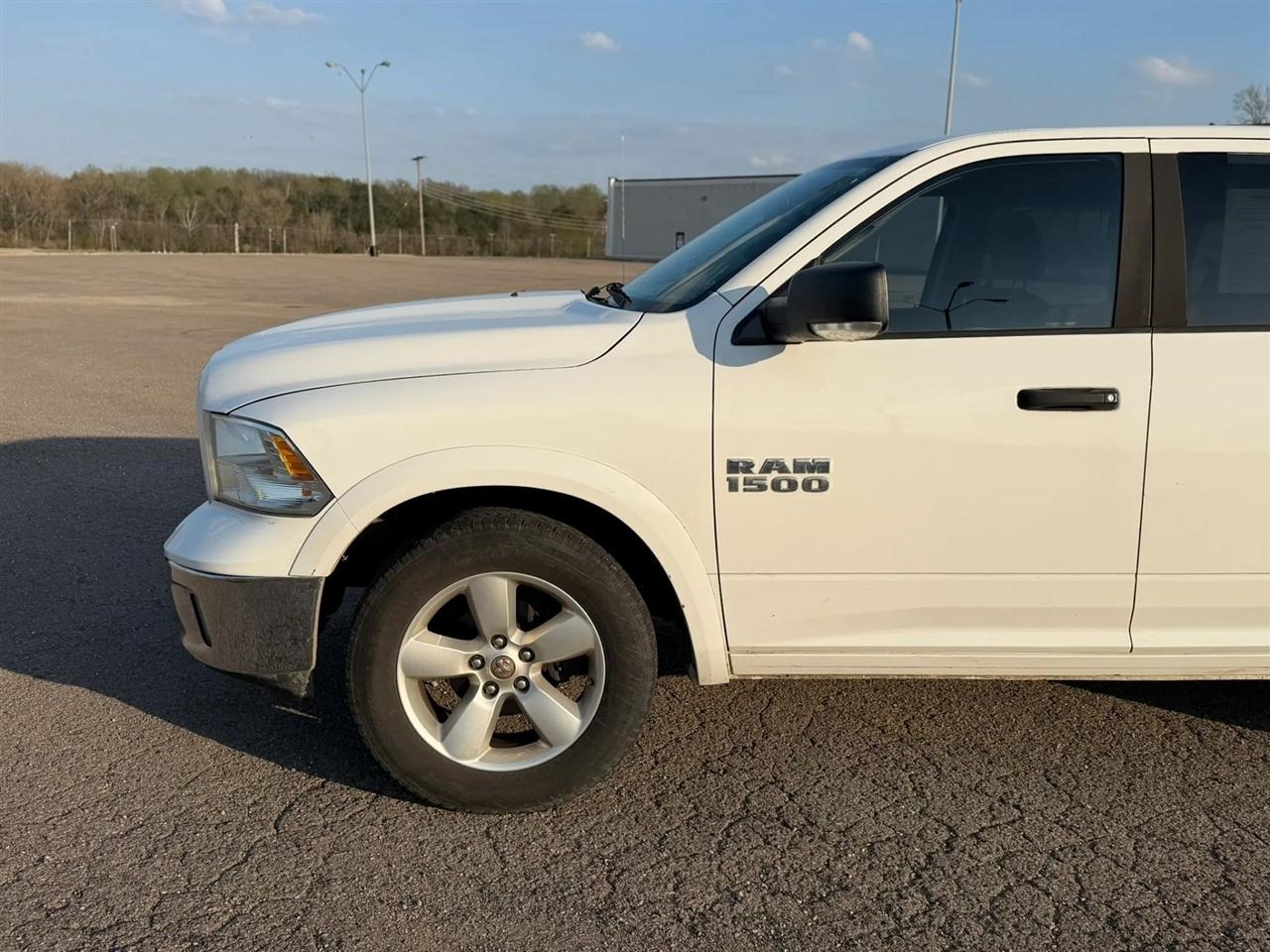 RAM 1500 2WD Crew Cab 140.5" Outdoorsman 2014