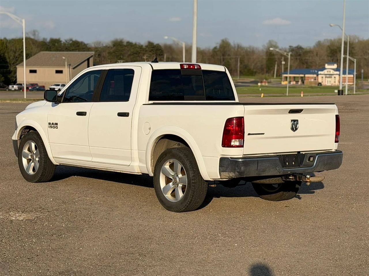 RAM 1500 2WD Crew Cab 140.5" Outdoorsman 2014