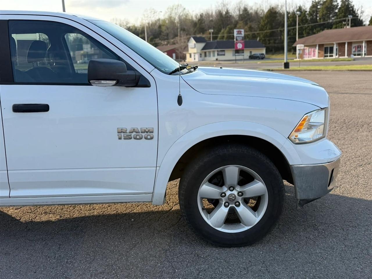RAM 1500 2WD Crew Cab 140.5" Outdoorsman 2014