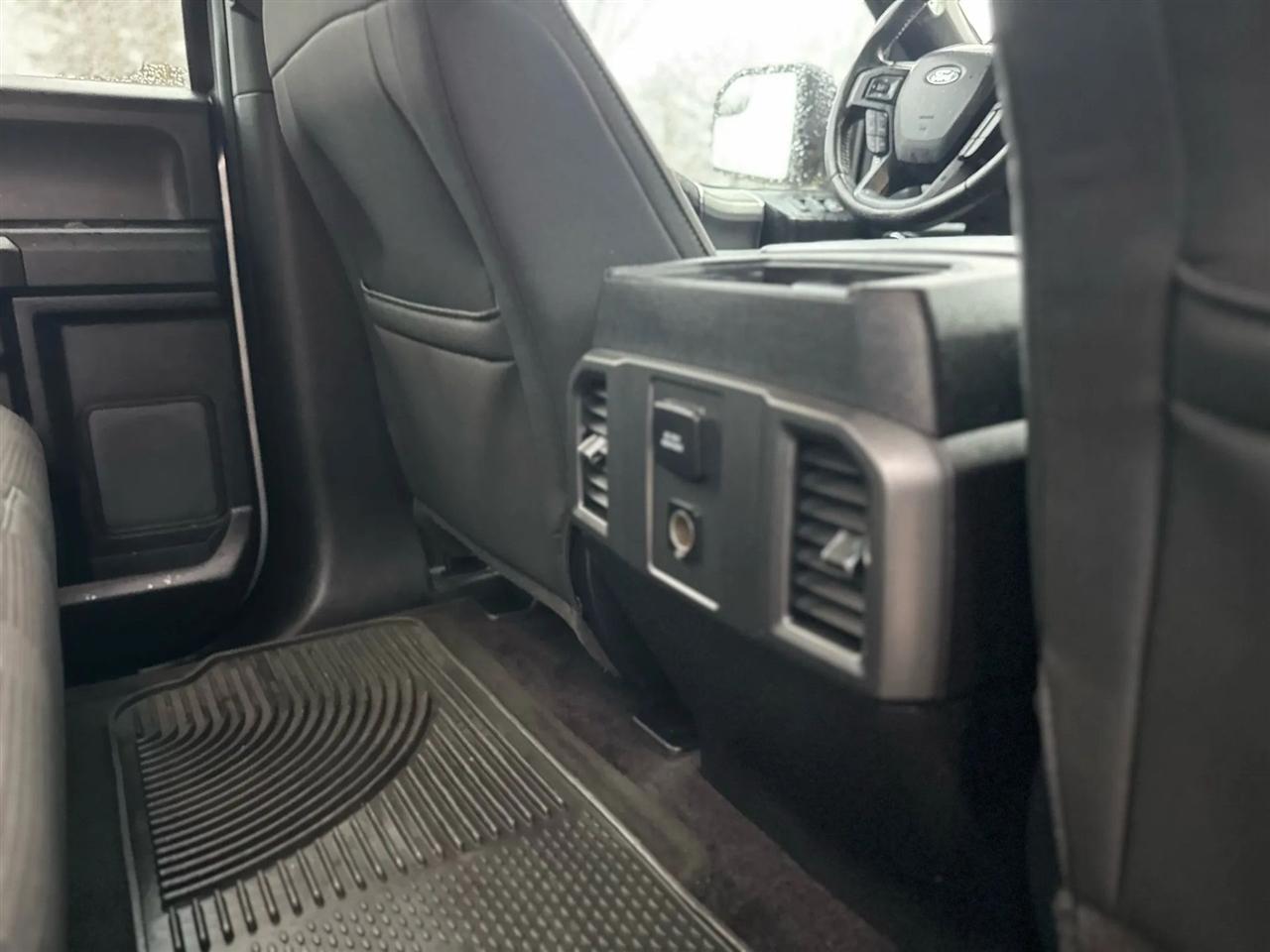 Ford F-150 4WD SuperCrew 145" King Ranch 2016