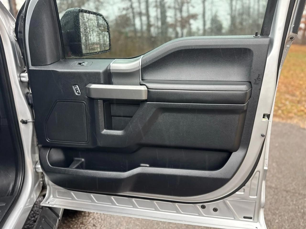 Ford F-150 4WD SuperCrew 145" King Ranch 2016