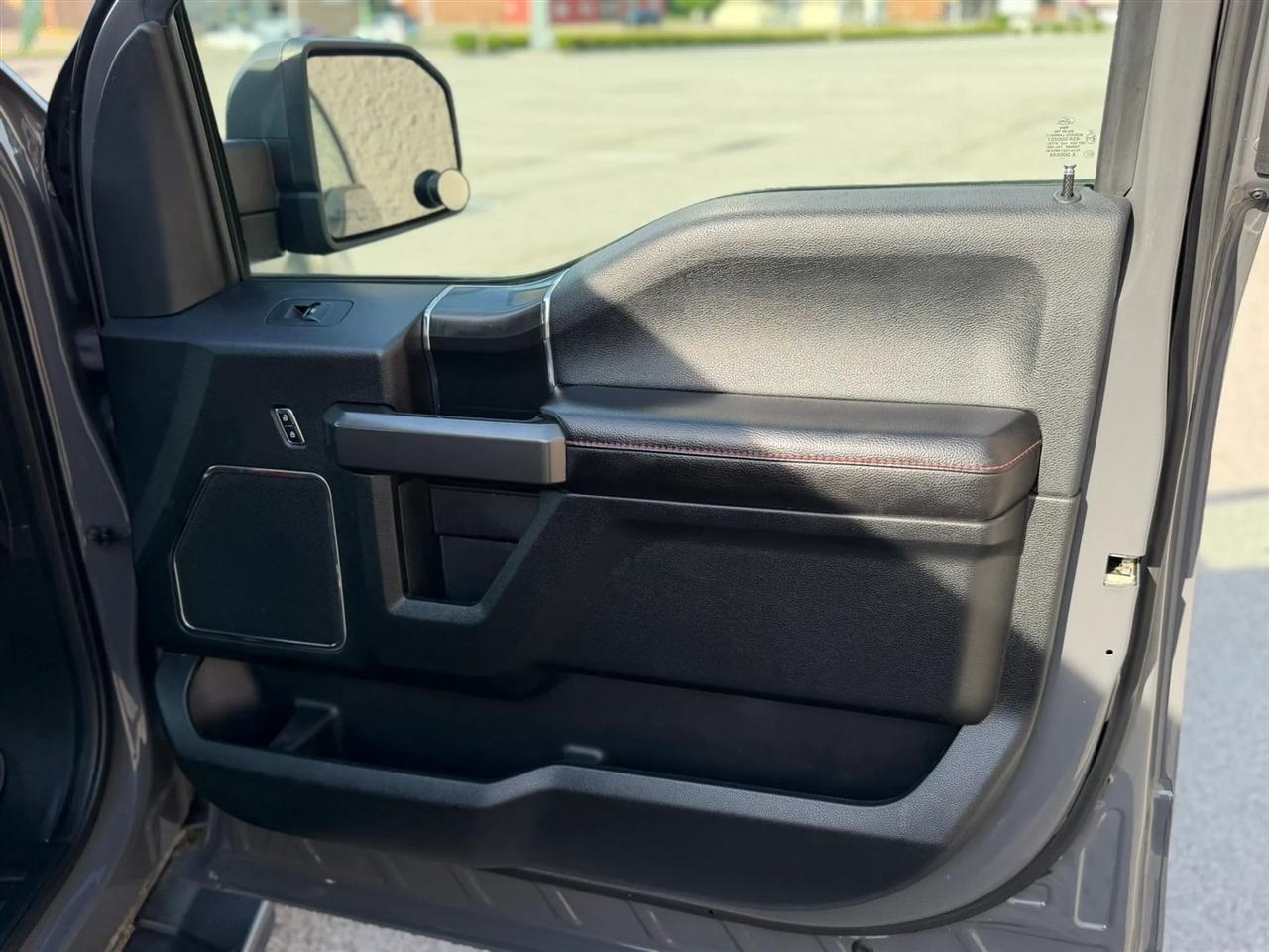 Ford F-150 King Ranch 4WD SuperCrew 5.5' Box 2018