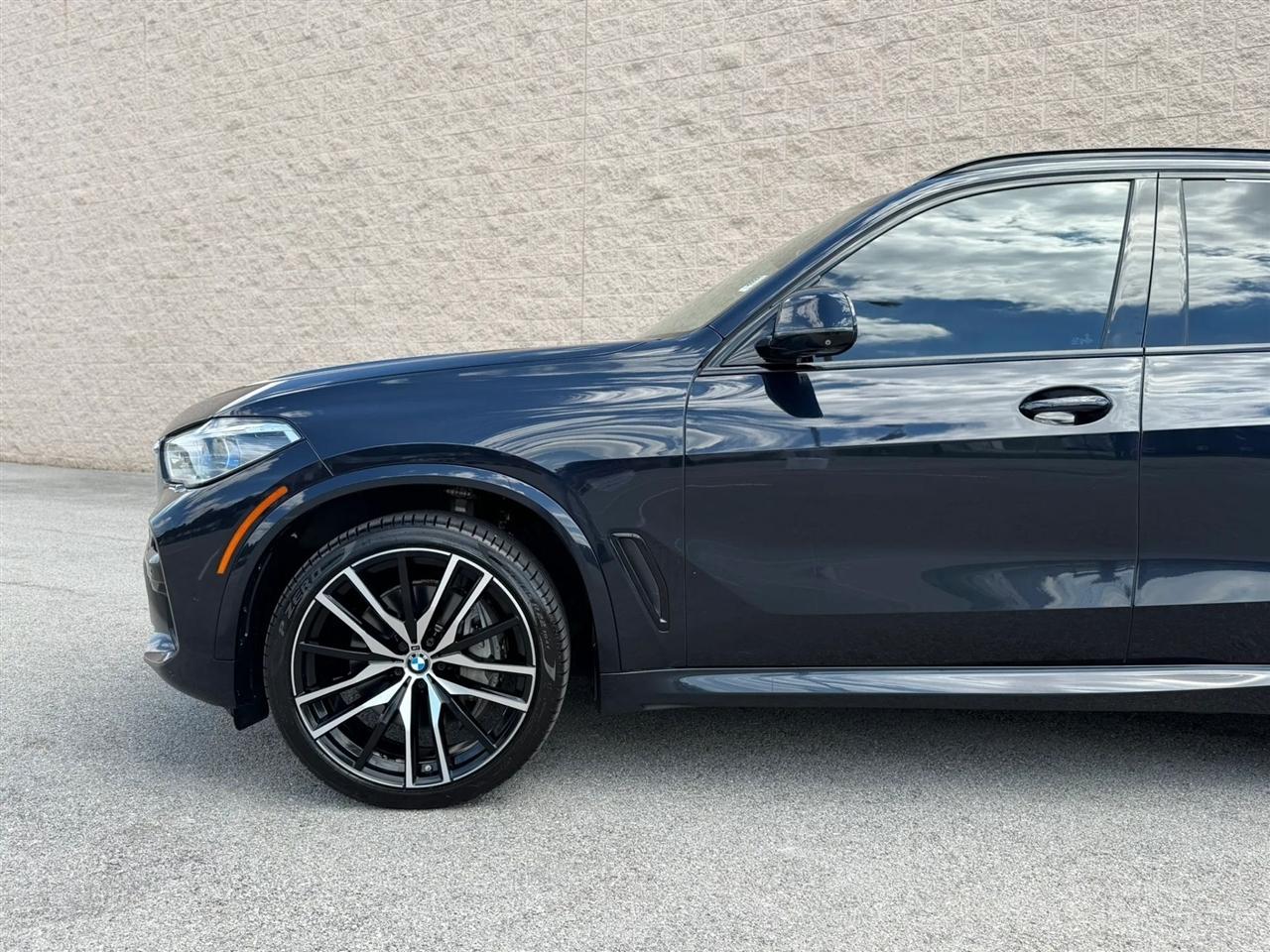 BMW X5 xDrive50i Sports Activity Vehicle 2019