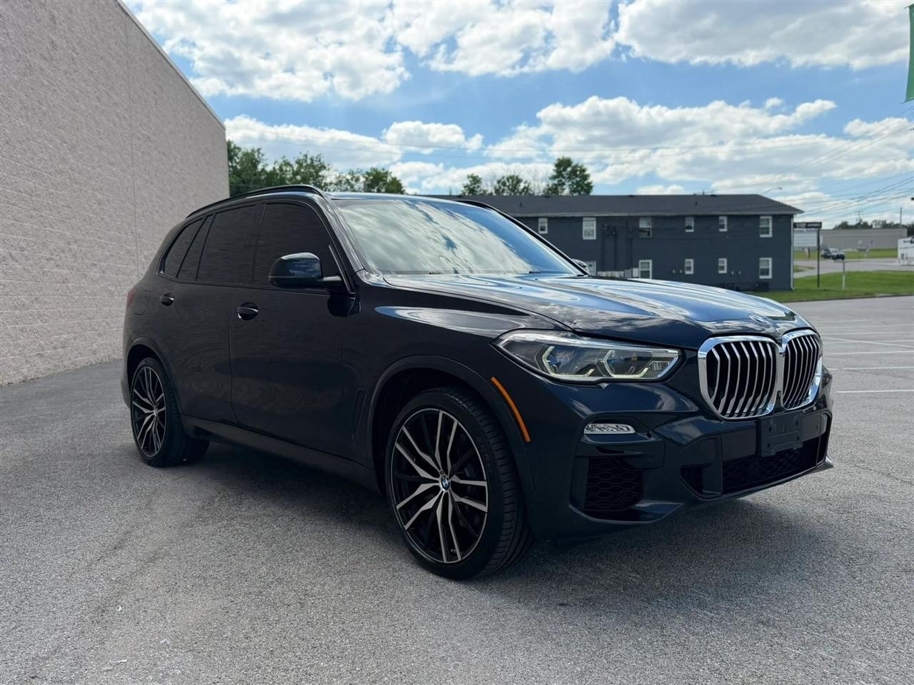 BMW X5 xDrive50i Sports Activity Vehicle 2019
