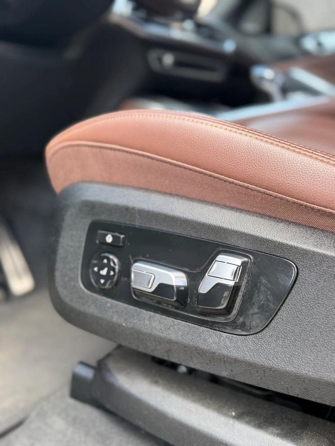 BMW X5 xDrive50i Sports Activity Vehicle 2019