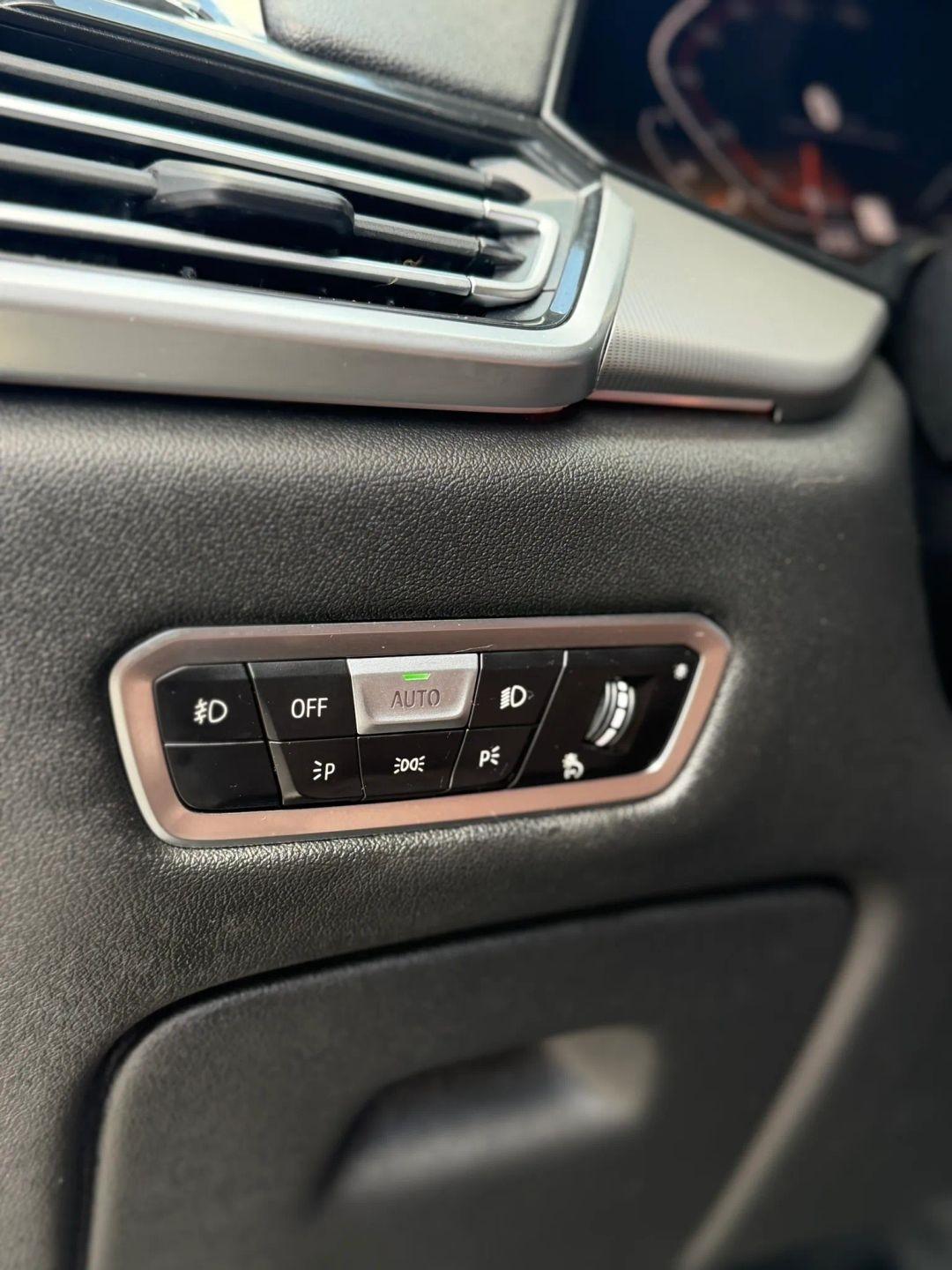 BMW X5 xDrive50i Sports Activity Vehicle 2019