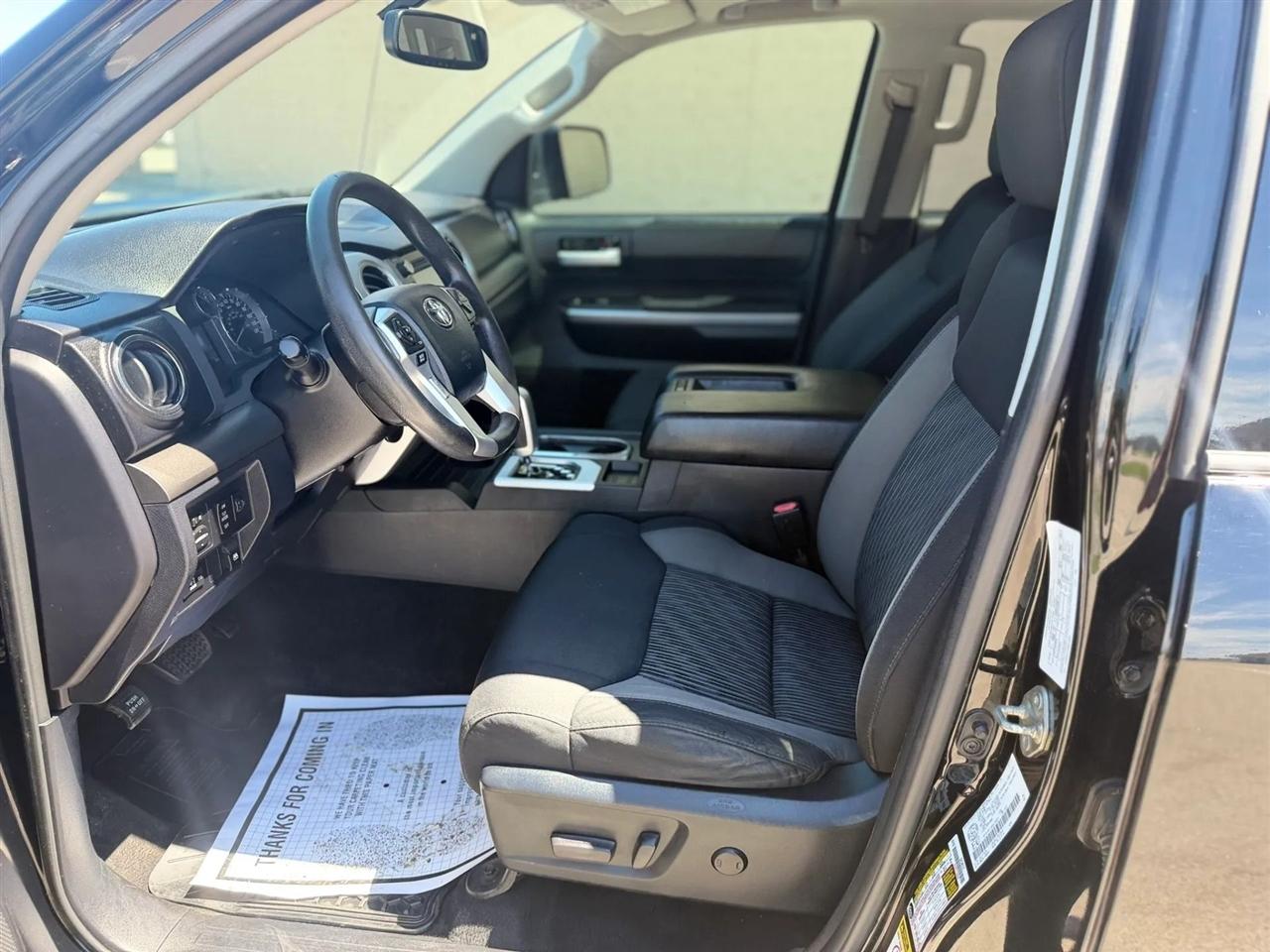 Toyota Tundra 4WD TRD Pro CrewMax 5.5' Bed 5.7L (Natl) 2017