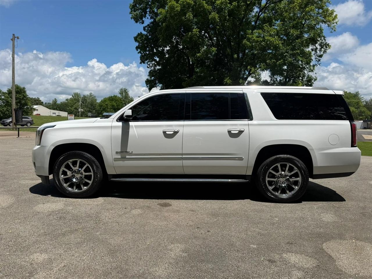 GMC Yukon XL 2WD 4dr Denali 2018