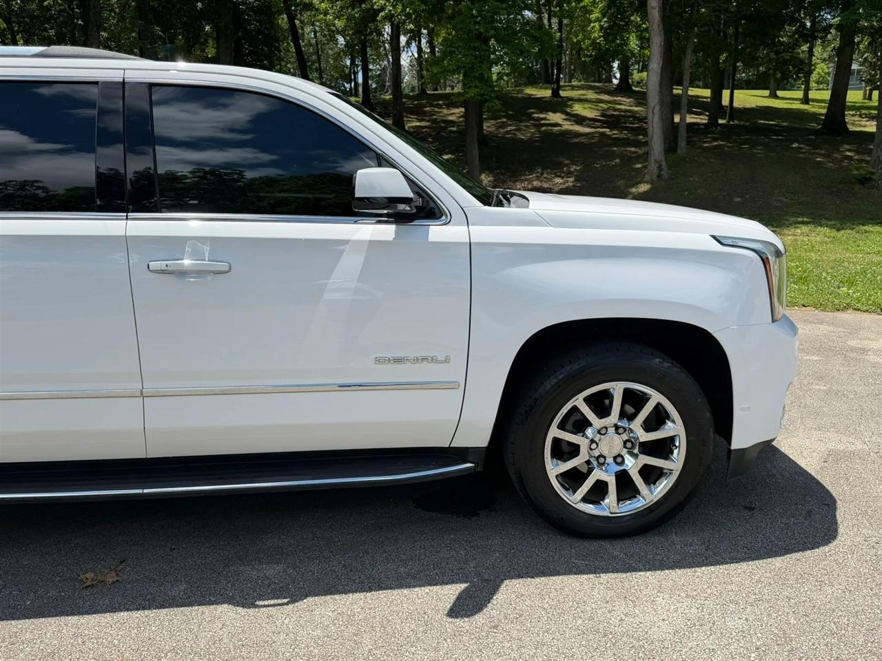 GMC Yukon XL 2WD 4dr Denali 2018