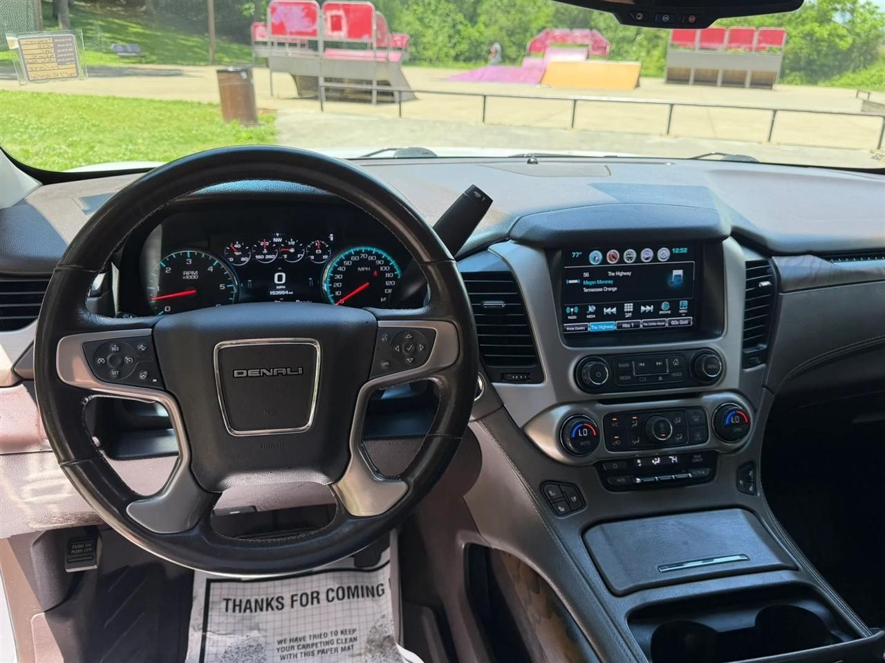 GMC Yukon XL 2WD 4dr Denali 2018