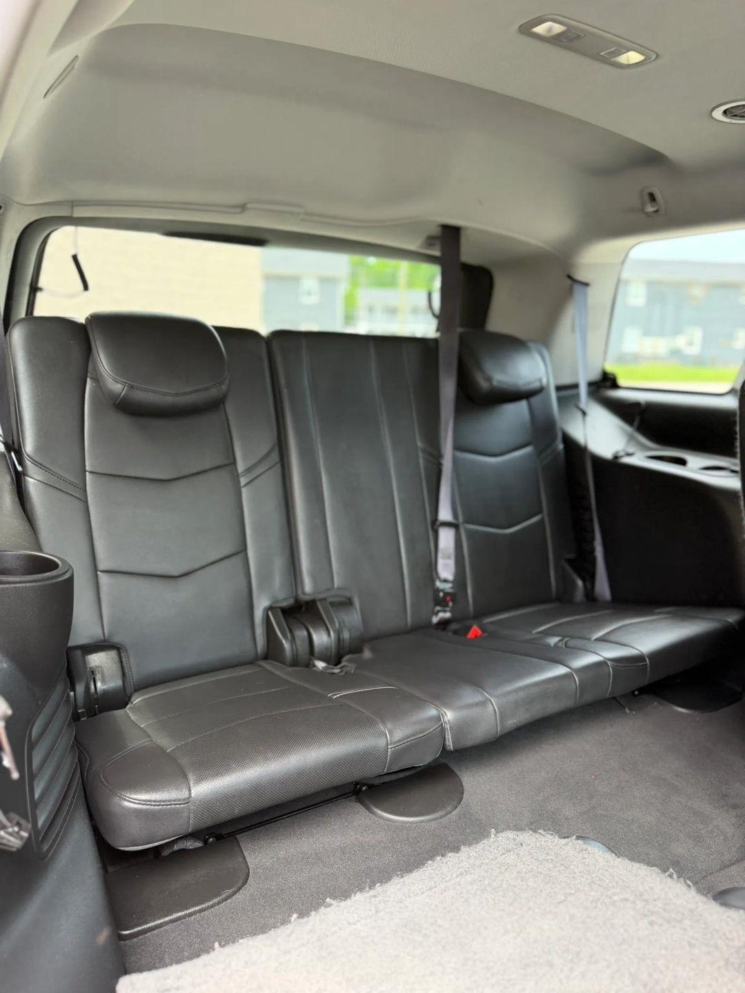 Cadillac Escalade 4WD 4dr Premium 2015