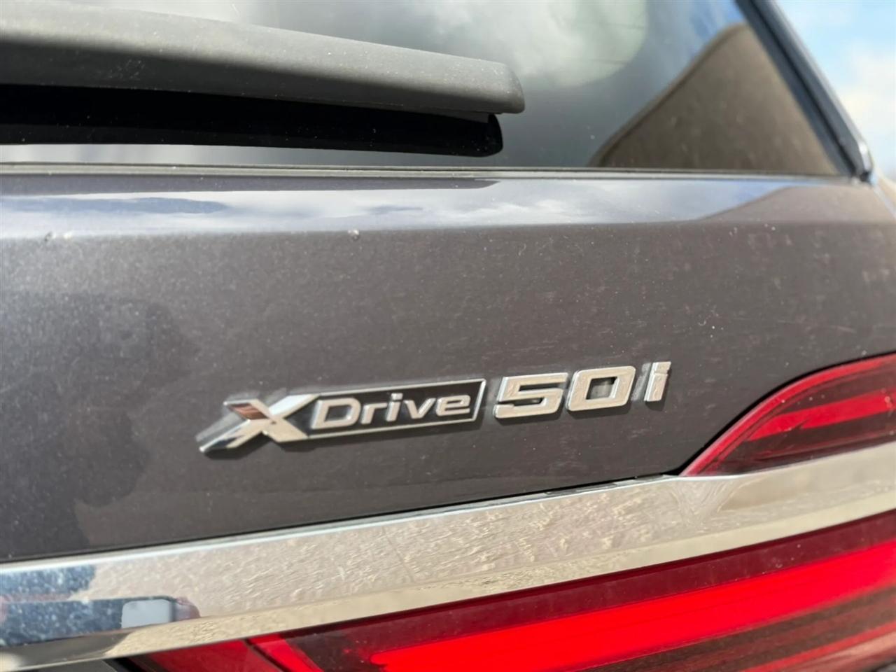BMW X7 xDrive50i Sports Activity Vehicle 2019