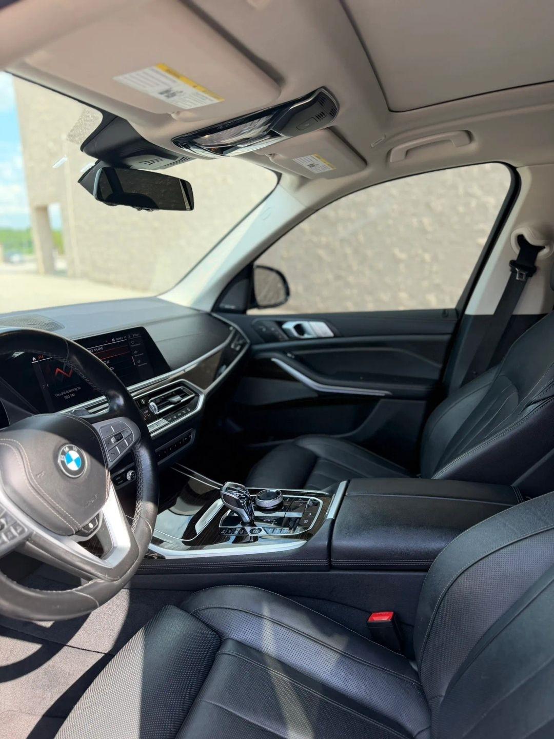 BMW X7 xDrive50i Sports Activity Vehicle 2019