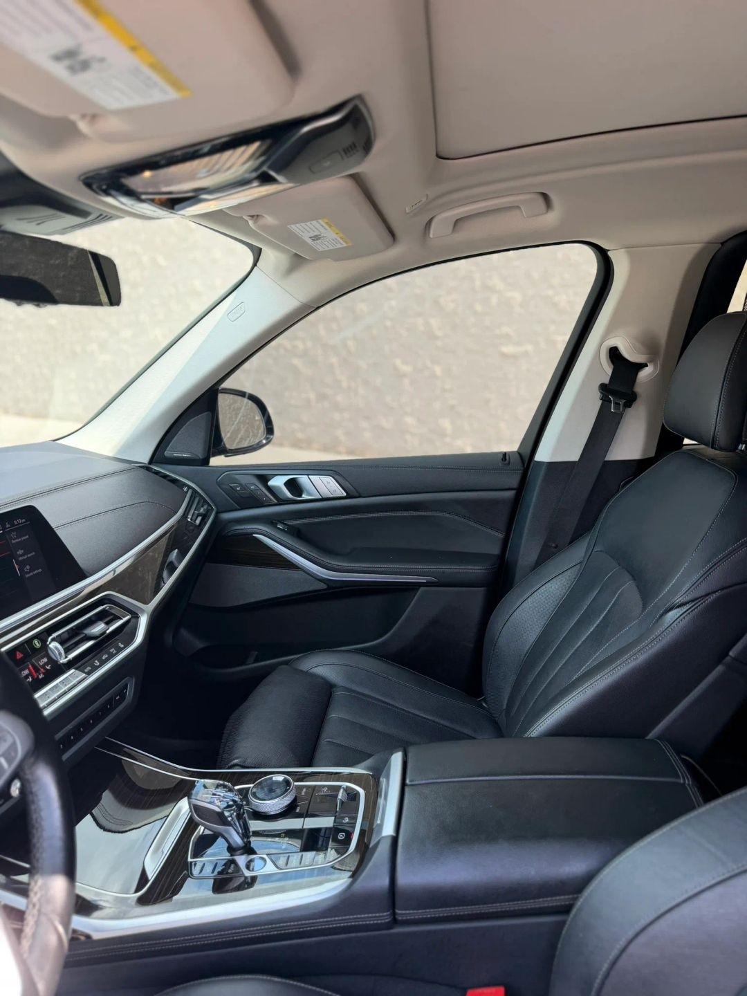 BMW X7 xDrive50i Sports Activity Vehicle 2019