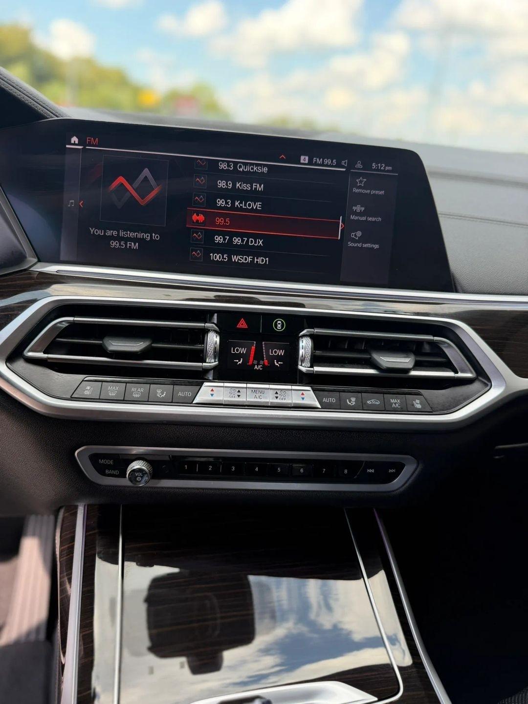 BMW X7 xDrive50i Sports Activity Vehicle 2019