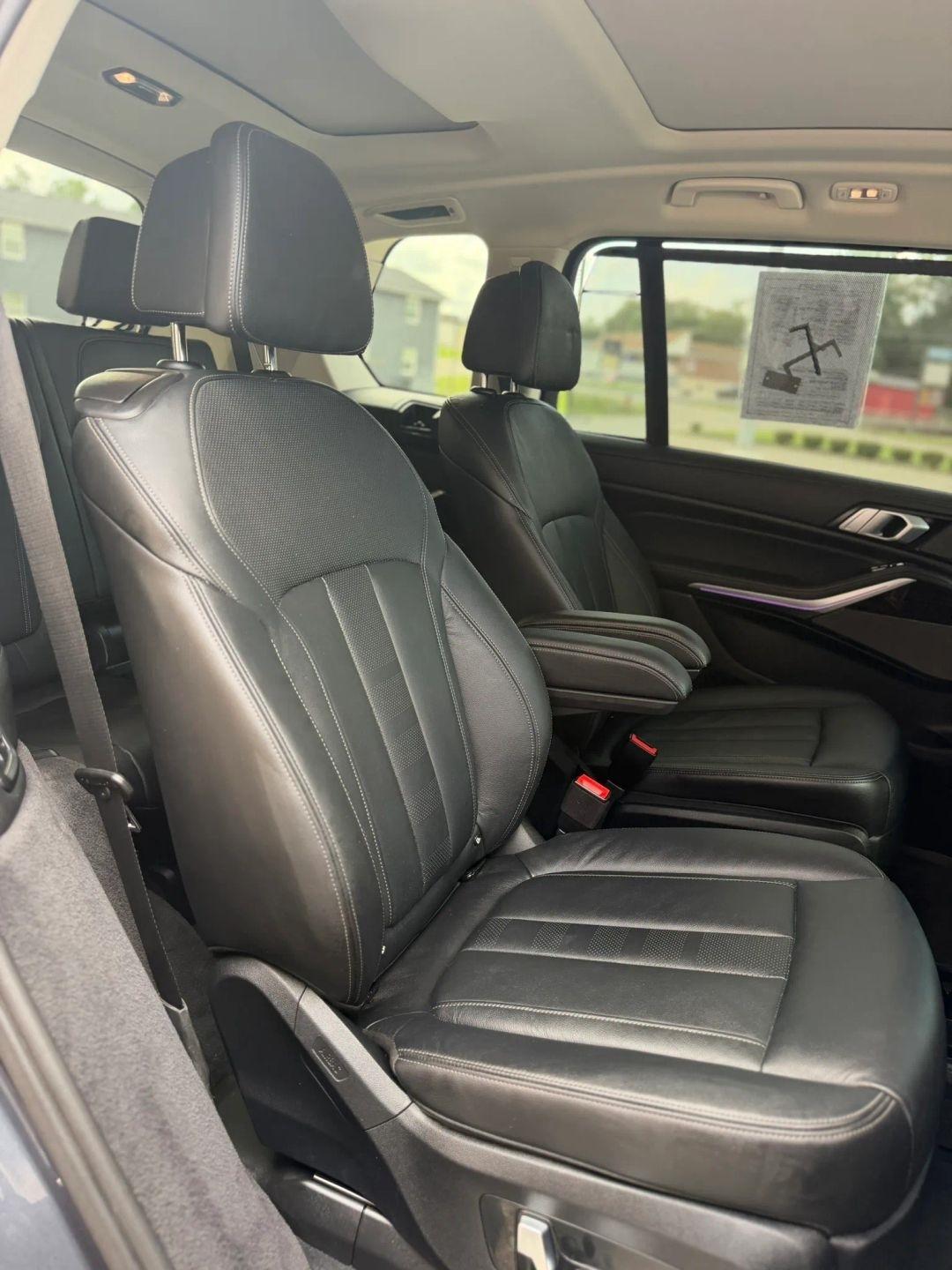 BMW X7 xDrive50i Sports Activity Vehicle 2019