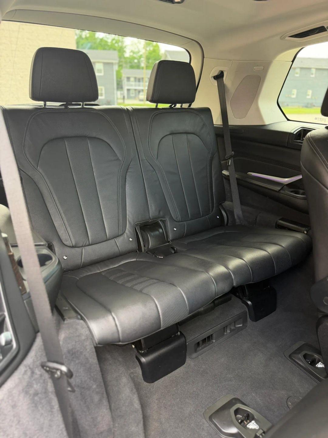 BMW X7 xDrive50i Sports Activity Vehicle 2019