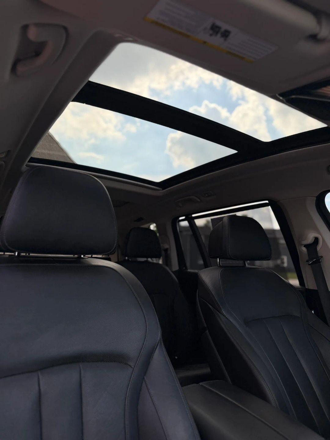 BMW X7 xDrive50i Sports Activity Vehicle 2019