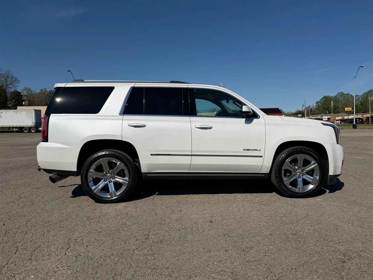 GMC Yukon 4WD 4dr Denali 2018