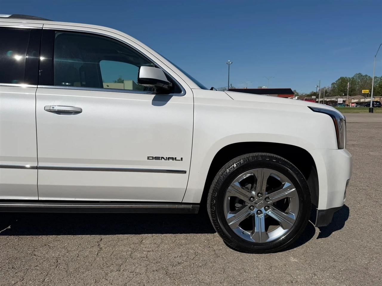 GMC Yukon 4WD 4dr Denali 2018