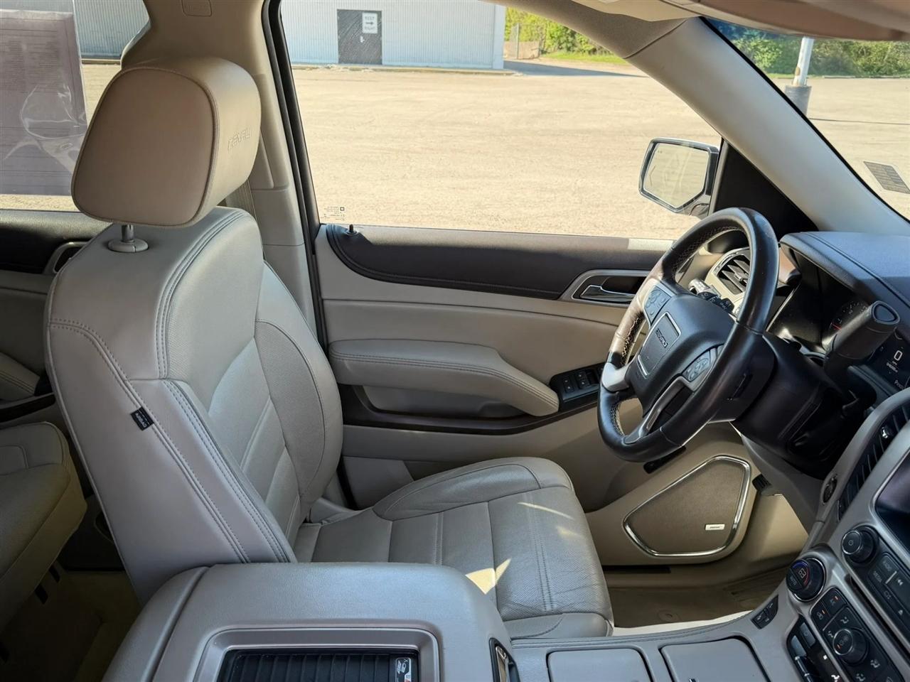 GMC Yukon 4WD 4dr Denali 2018