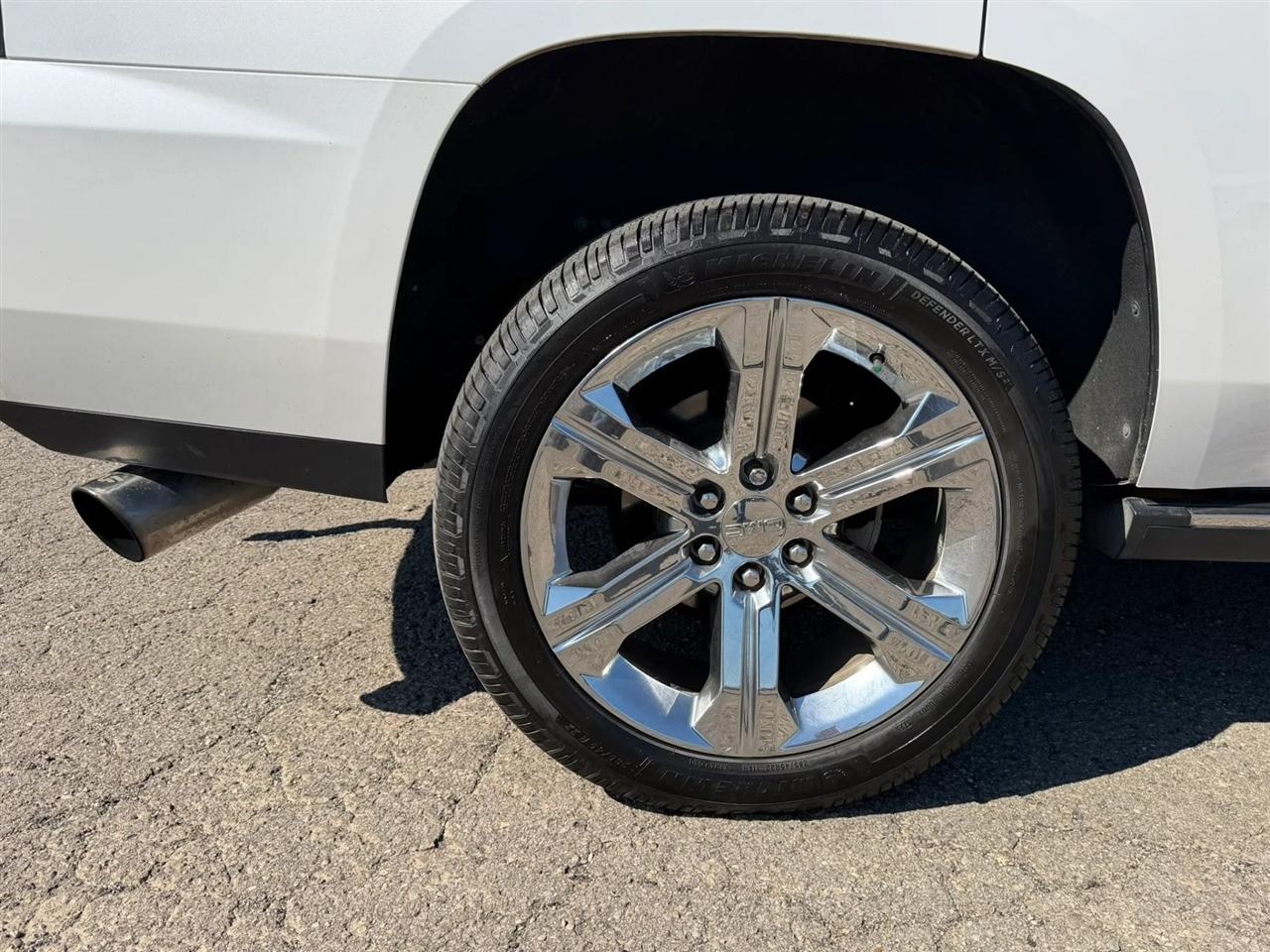 GMC Yukon 4WD 4dr Denali 2018