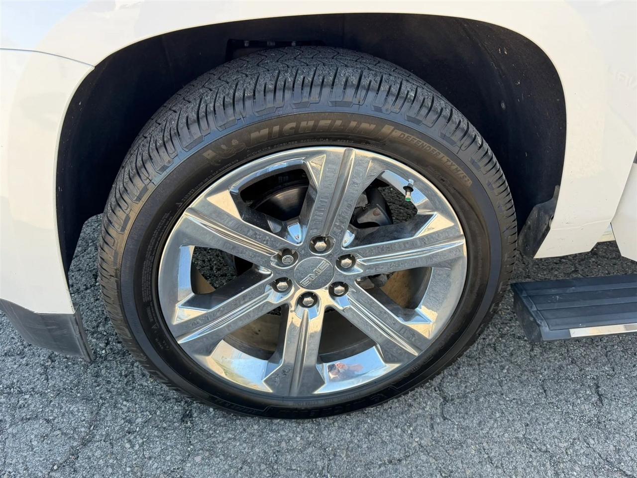 GMC Yukon 4WD 4dr Denali 2018