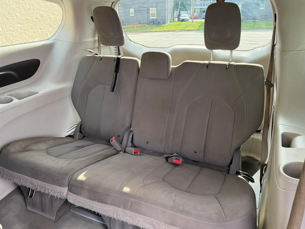 Chrysler Pacifica Touring FWD 2017