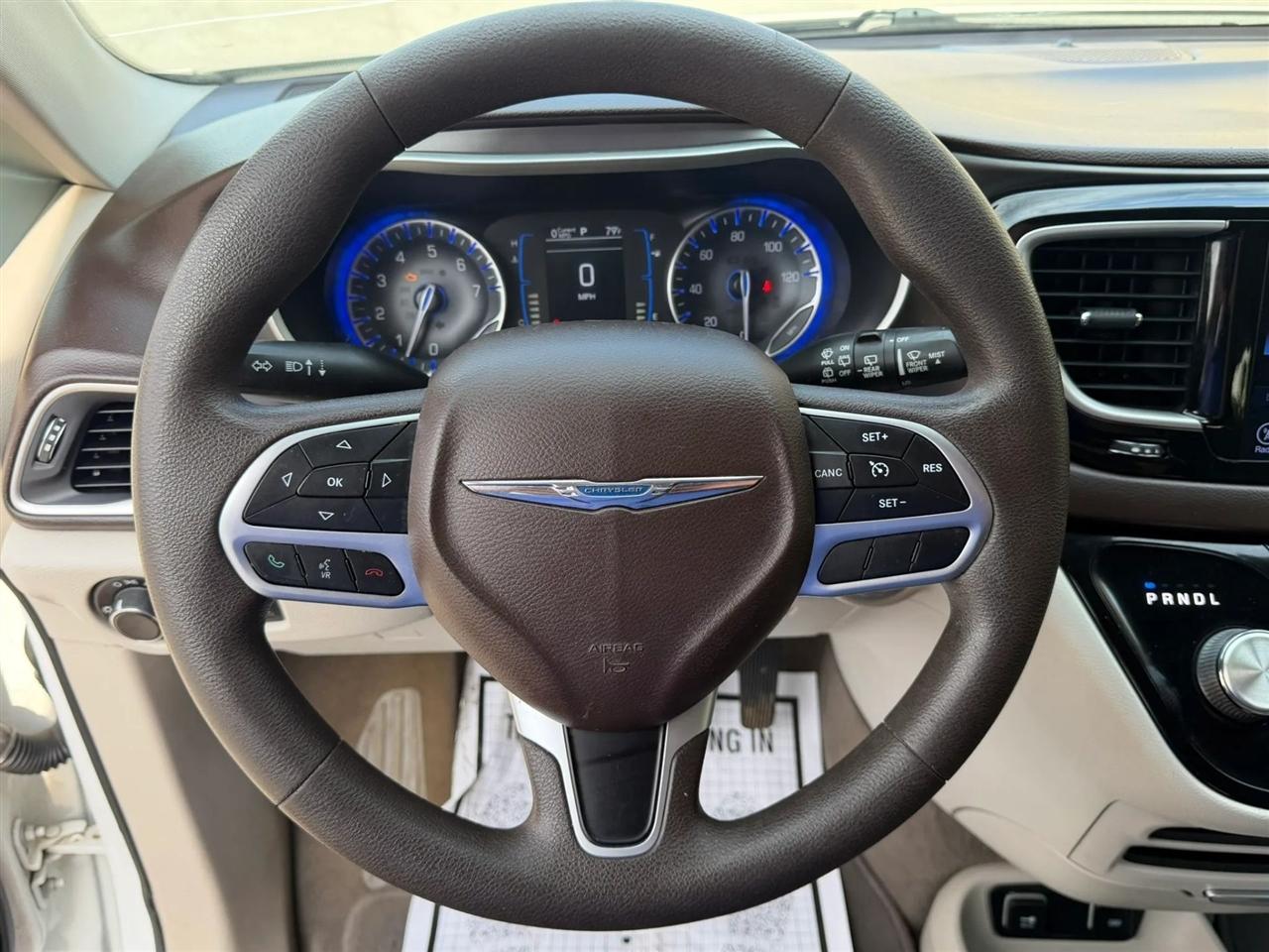 Chrysler Pacifica Touring FWD 2017