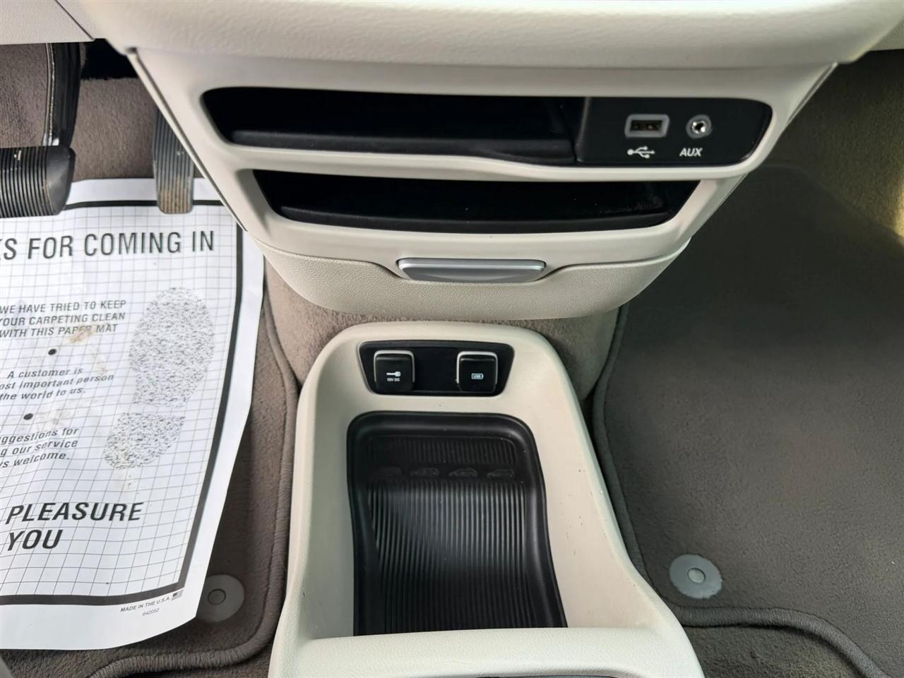 Chrysler Pacifica Touring FWD 2017