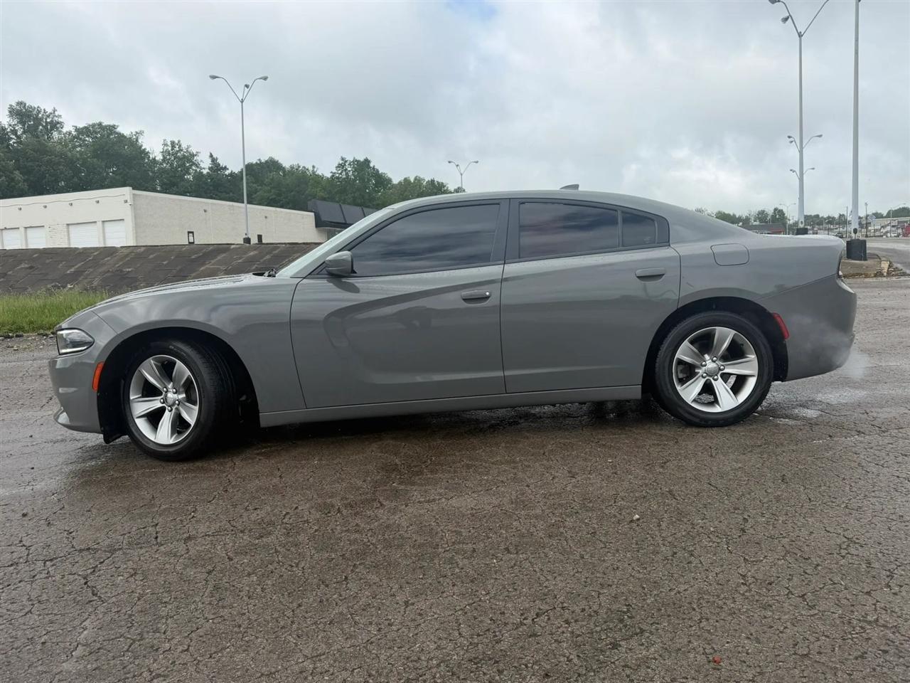 Dodge Charger SXT RWD 2017