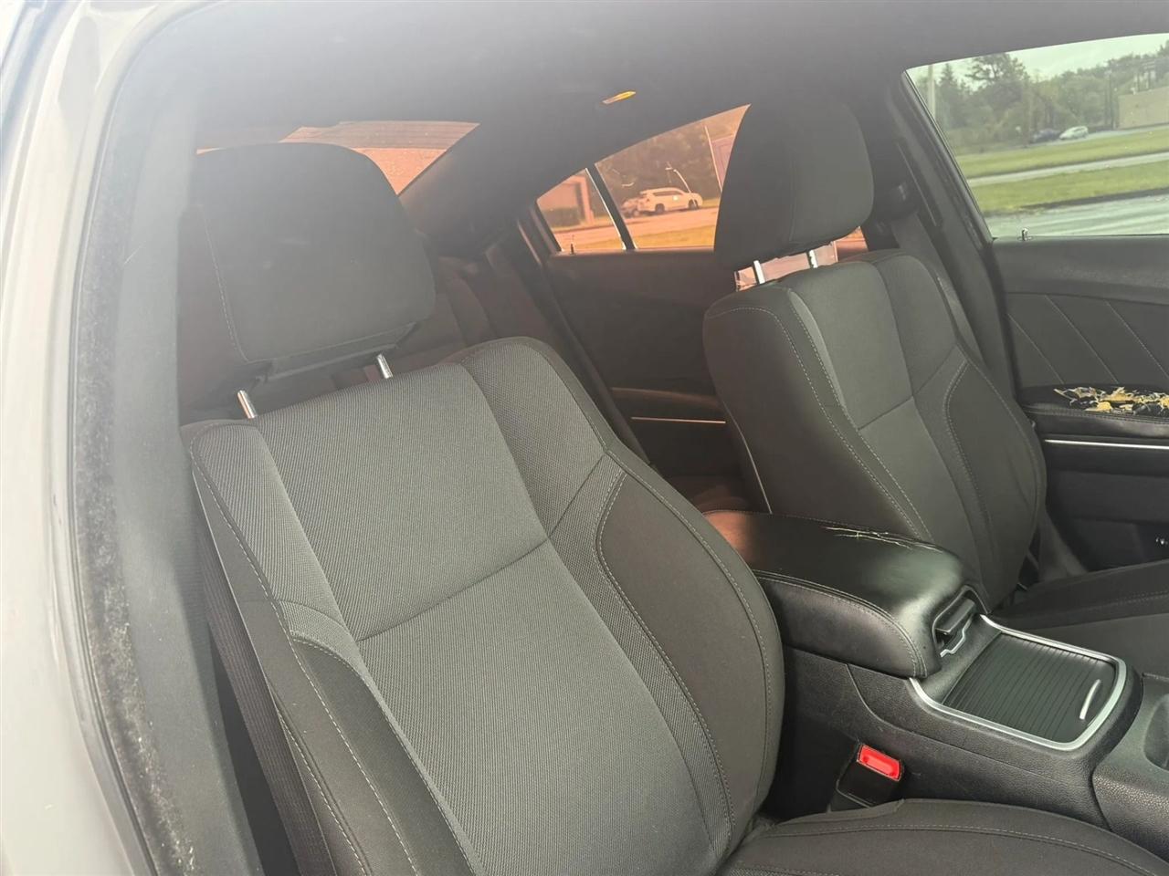Dodge Charger SXT RWD 2017
