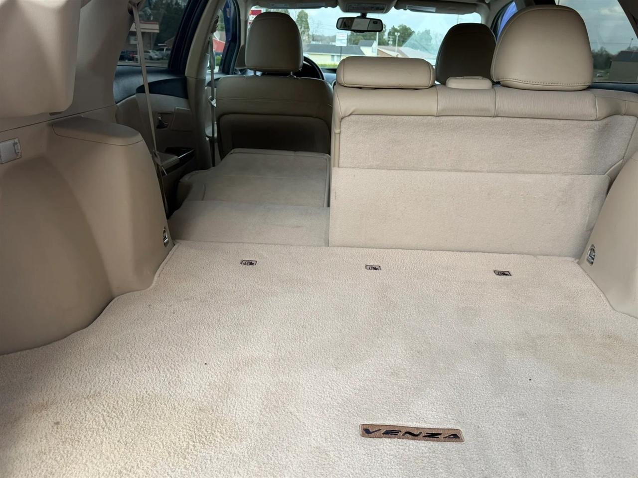 Toyota Venza 4dr Wgn V6 AWD (Natl) 2010