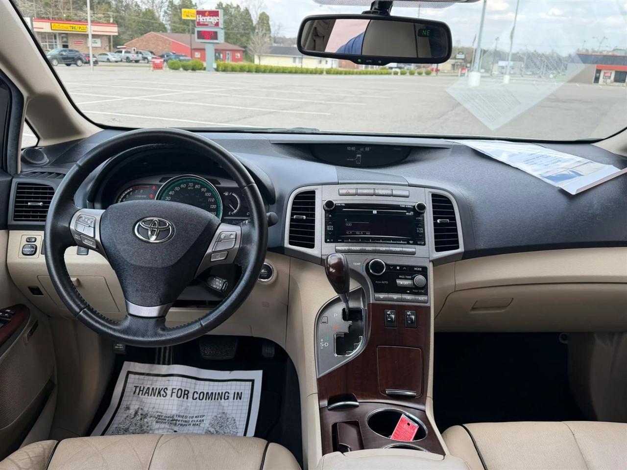 Toyota Venza 4dr Wgn V6 AWD (Natl) 2010