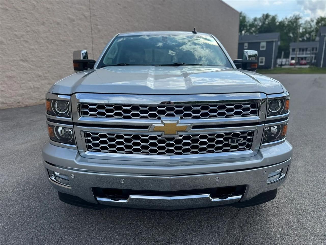 Chevrolet Silverado 1500 4WD Crew Cab 153.0" LTZ w/1LZ 2015
