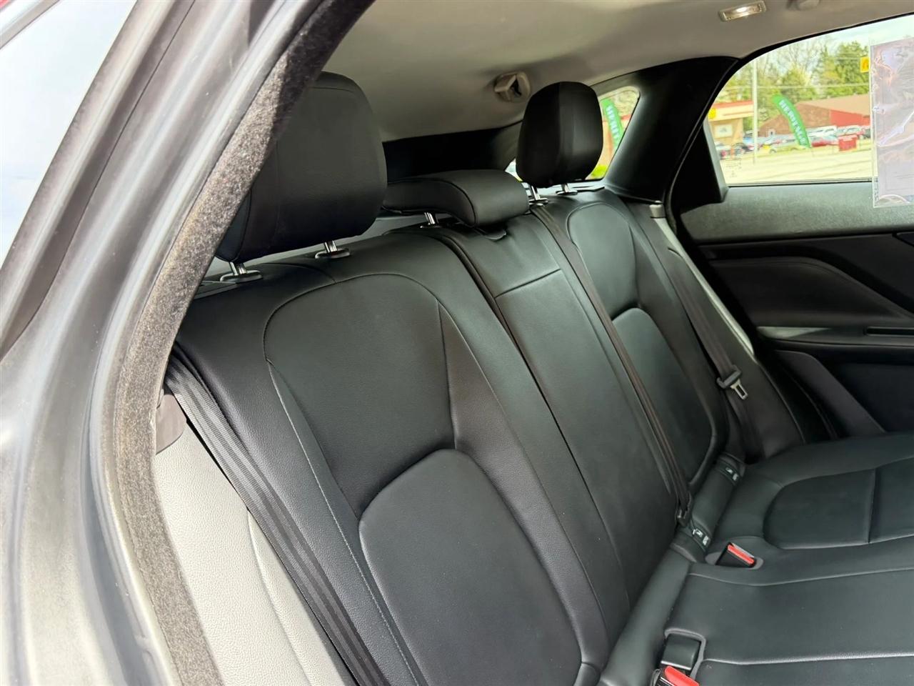 Jaguar F-Pace 20d Premium AWD 2017