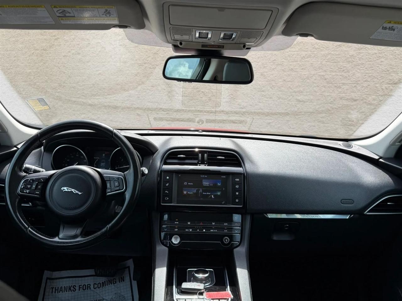 Jaguar F-Pace 20d Premium AWD 2017