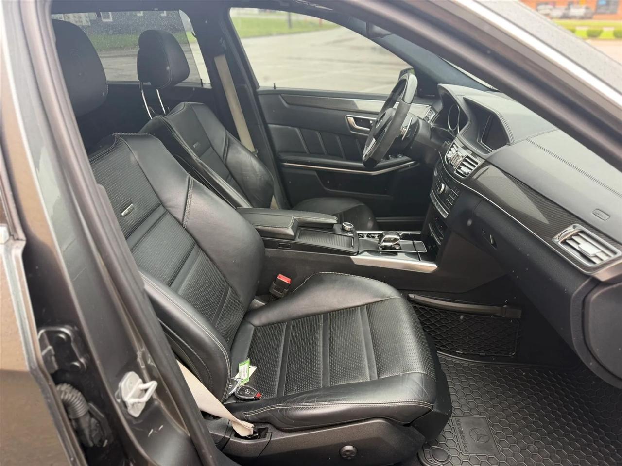 Mercedes-Benz E-Class 4dr Wgn AMG E 63 S 4MATIC 2016