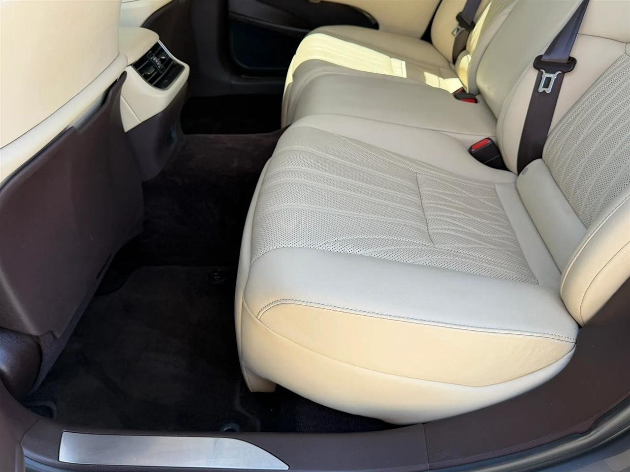 Lexus LS LS 500 AWD 2018