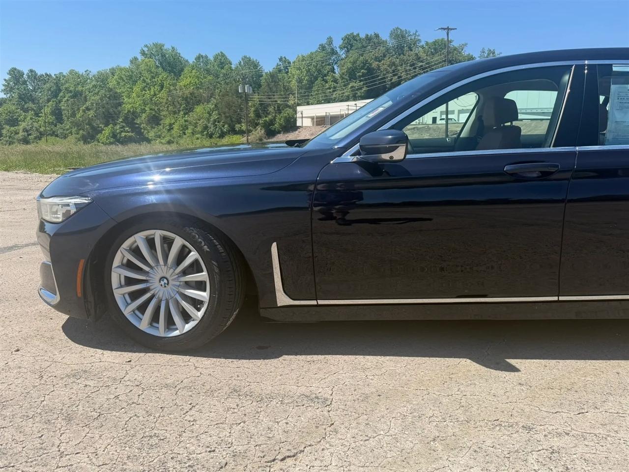 BMW 7 Series 740i Sedan 2020