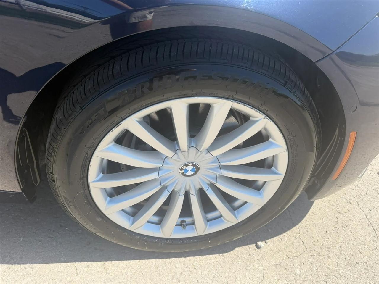 BMW 7 Series 740i Sedan 2020