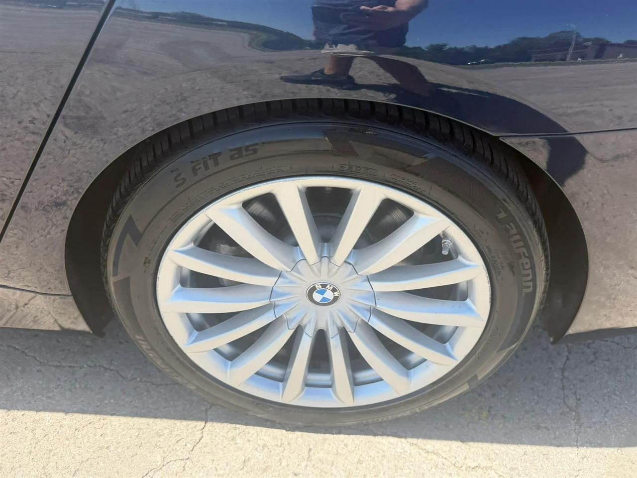 BMW 7 Series 740i Sedan 2020