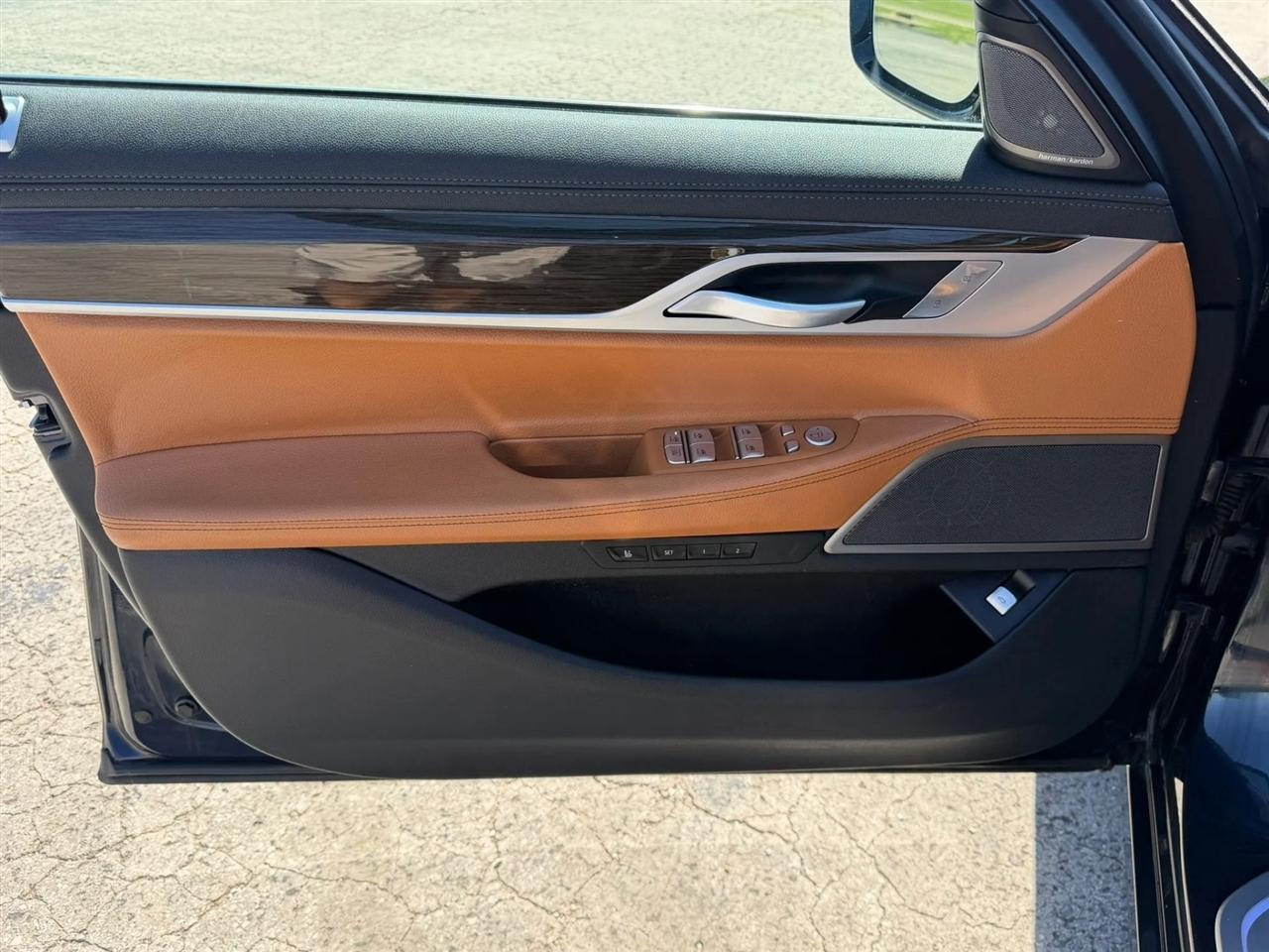 BMW 7 Series 740i Sedan 2020