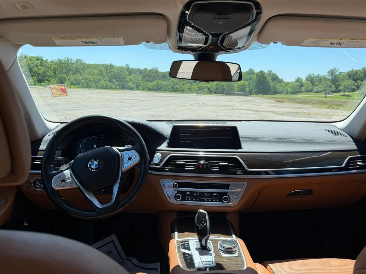 BMW 7 Series 740i Sedan 2020